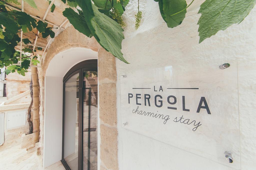 ホテル La Pergola ポリニャーノ・ア・マーレ エクステリア 写真